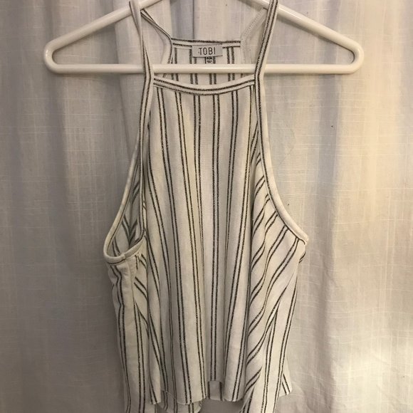 TOBI Tank Top - Picture 2 of 3